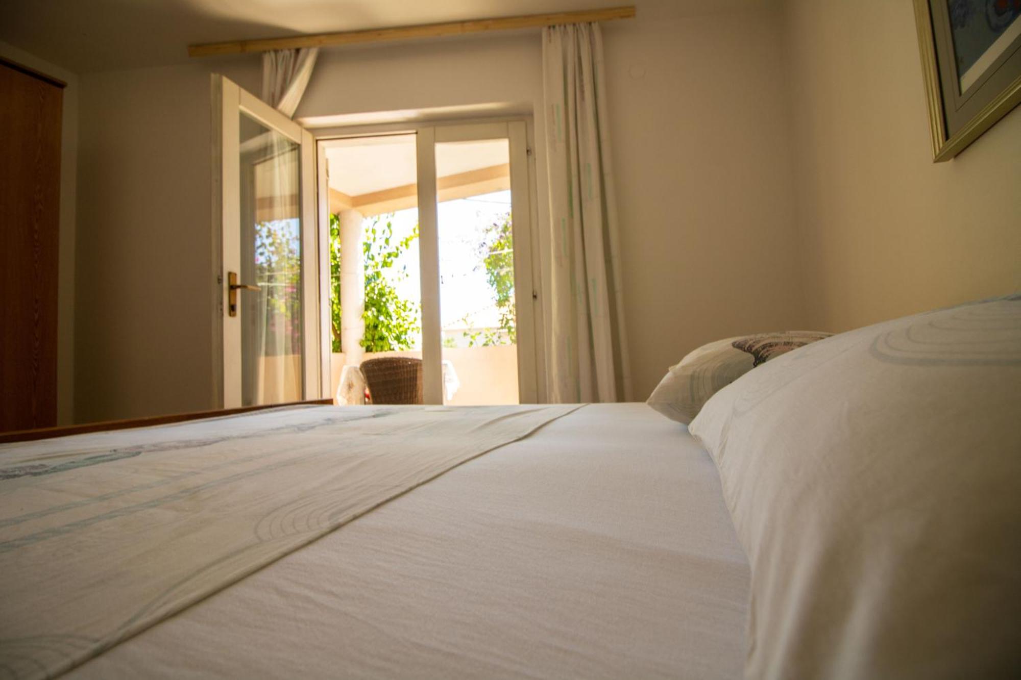 Apartments Petar Maksan Пакоштане Екстер'єр фото