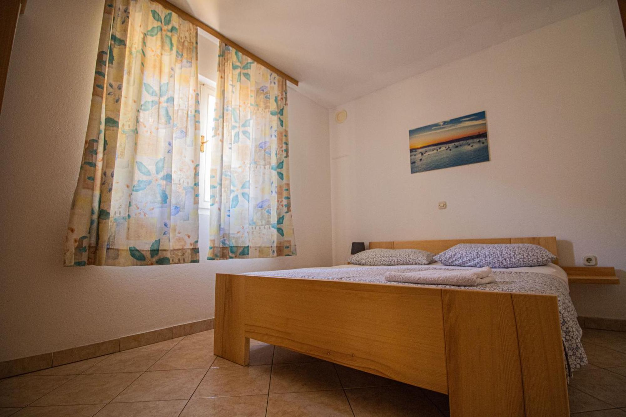 Apartments Petar Maksan Пакоштане Екстер'єр фото